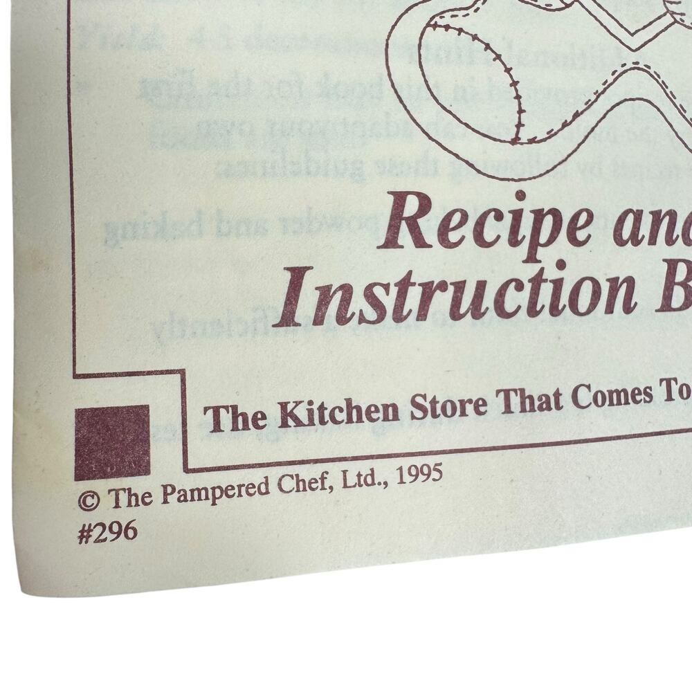 Pampered Chef Family Heritage Collection Vintage 1991 Bear Stoneware Cookie Mold - Picture 4 of 4